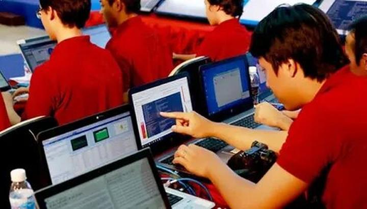Chuyên gia Hotspot Matrix phân tích: Xe thì ít mà người xếp hàng và marketing video